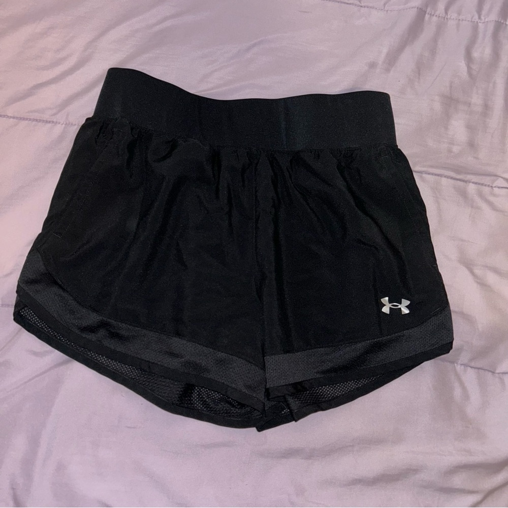 Under armour shorts with pockets